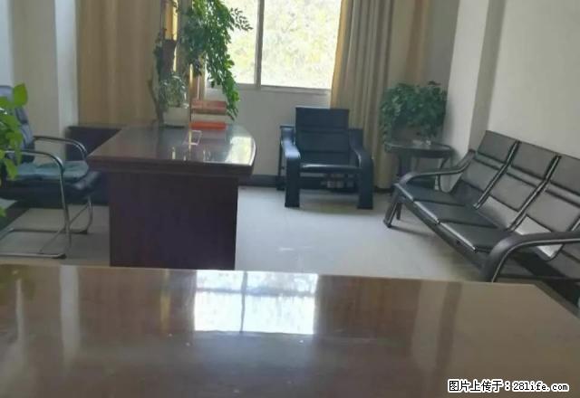 龙泉路体育馆附近3室精装修带办公家具套房出租 - 房屋出租 - 房屋租售 - 保山分类信息 - 保山28生活网 bs.28life.com