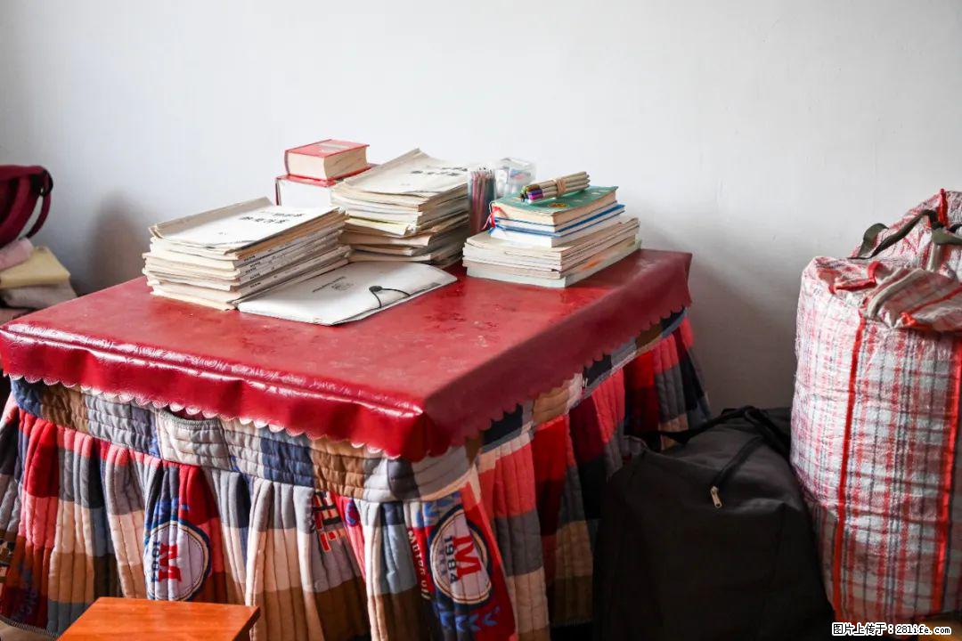 全网追的“扁担女孩”，找了一份暑假工，时薪12元 - 保山生活资讯 - 保山28生活网 bs.28life.com